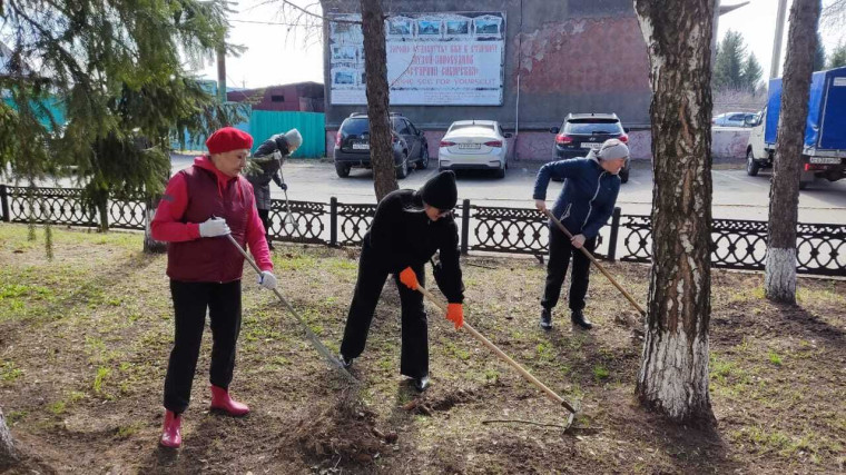 Весеннее преображение: Администрация района дала старт субботникам. Весеннее преображение: Администрация района дала старт субботникам.